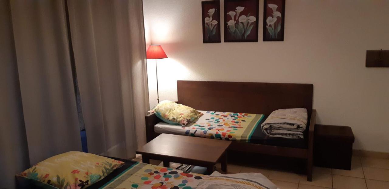 Charmant Logement Avec Piscine Μπερζεράκ Εξωτερικό φωτογραφία