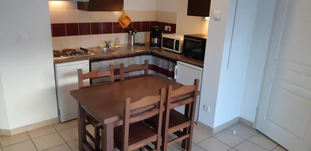 Charmant Logement Avec Piscine Μπερζεράκ Εξωτερικό φωτογραφία